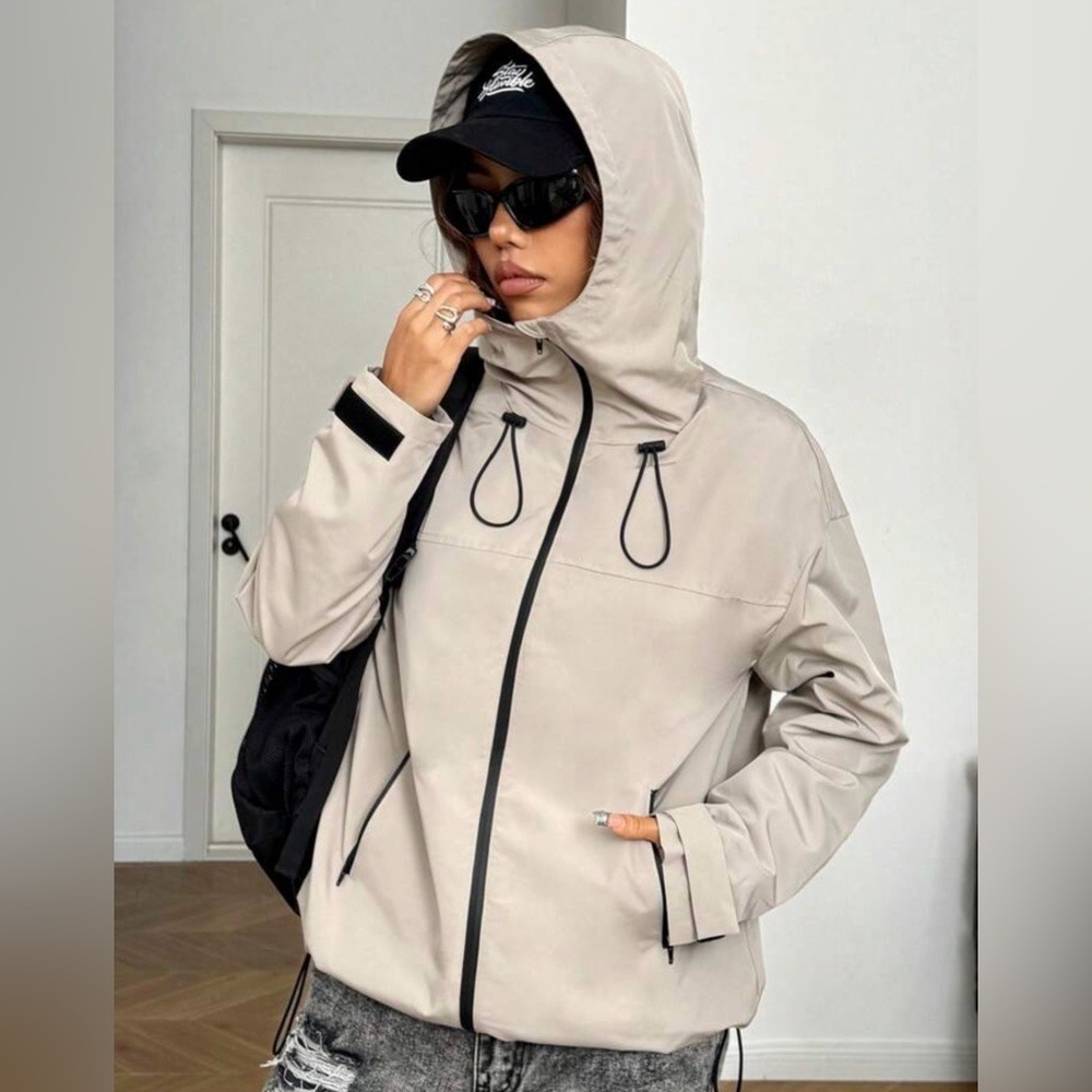 Men's Tan Hooded‎ Windbreaker
